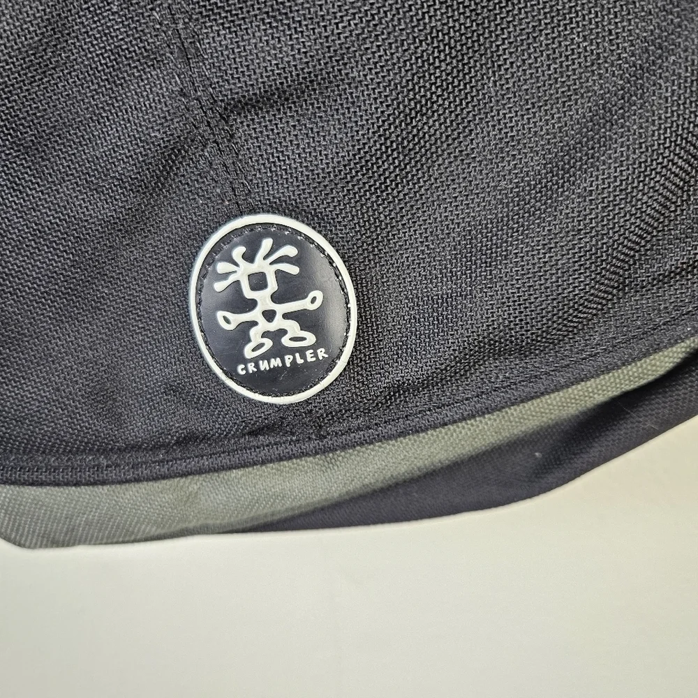 Crumpler The Luncheon Laptop Messenger Crossbody Bag - Black w/ grey